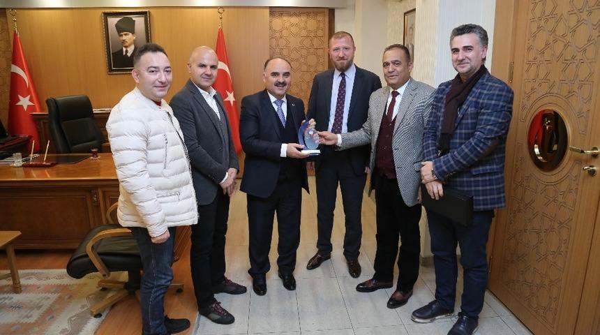TSYD Kayseri Şubesi&rsquo;nden Vali G&uuml;naydın&rsquo;a ziyaret