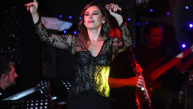 Funda Arar Arabesk devam ediyor