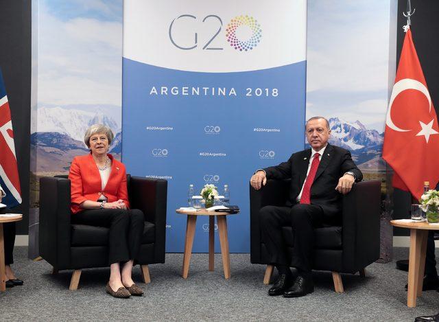 Cumhurbaşkanı Erdoğan, İngiltere Başbakanı Theresa May ile görüştü