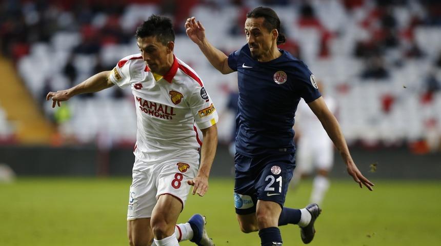 G&ouml;ztepe'ye bir darbe de Antalyaspor'dan: 1-0