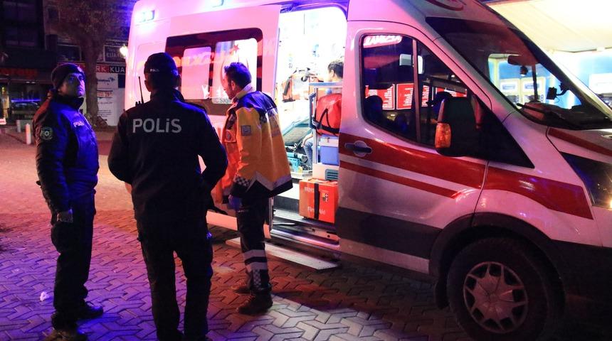 Eğlence mekanlarında &ccedil;ıkan kavgalar kanlı bitti! 6 yaralı