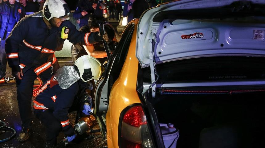 Ankara'da trafik kazası! 3 yaralı