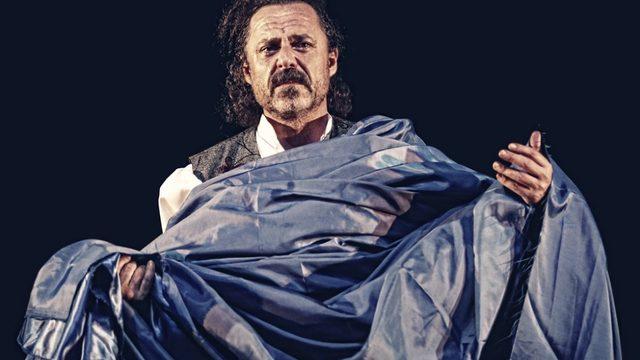 Hamlet Kocaelilerin ilgi odağı oldu