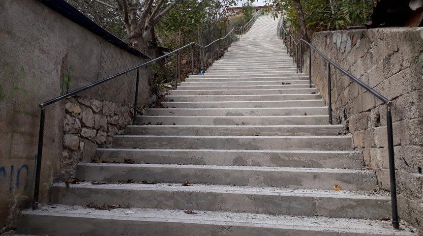 İzmit&rsquo;teki mahallelerde &ccedil;alışmalar devam ediyor