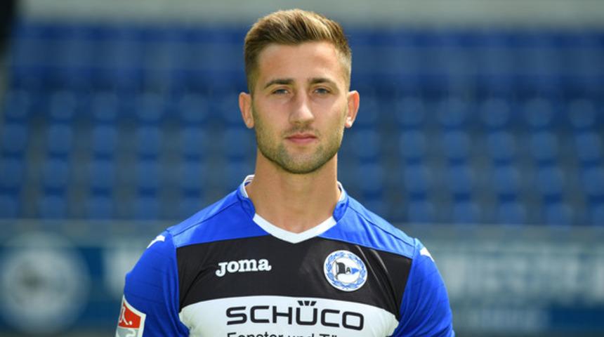 Trabzonspor'da Burak Yılmaz'ın yerine Andraz Sporar geliyor