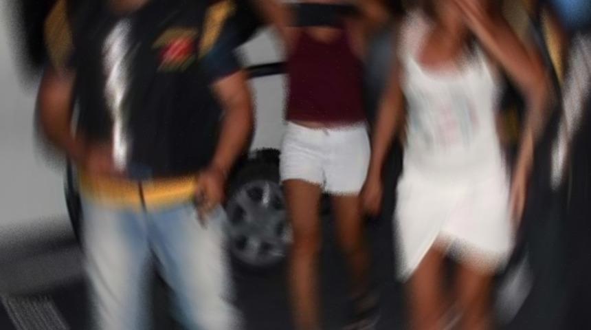 Bolu'da 1+1 eve yapılan baskında 9 kişi fuhuş yaparken yakalandı