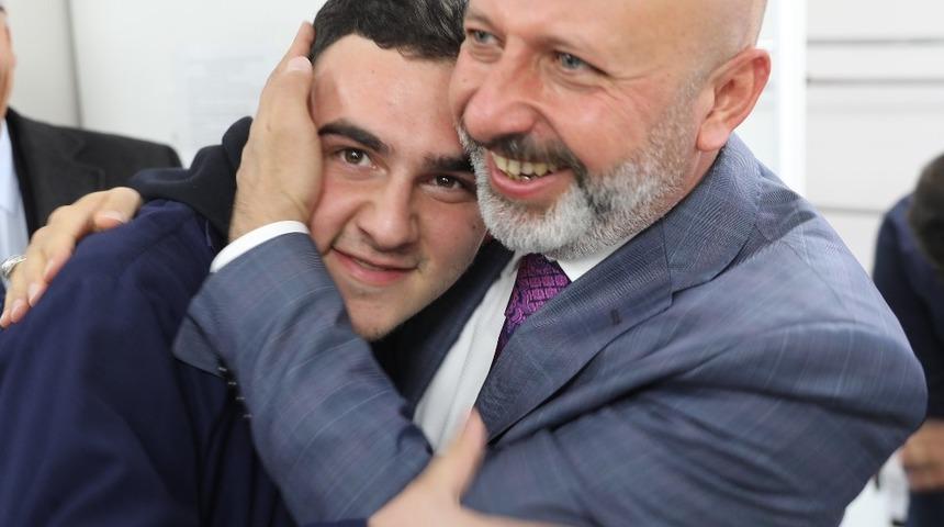 Başkan &Ccedil;olakbayrakdar, &ldquo;Engellilerle bir g&uuml;n değil, her g&uuml;n beraberiz&rdquo;