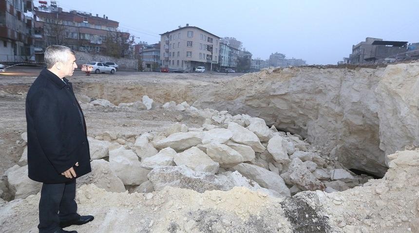 İn&ouml;n&uuml; caddesine alternatif 40 metrelik yolda sona gelindi