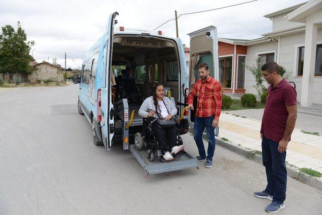 Çorum Belediyesi engelli bireylerin hayatına dokunuyor