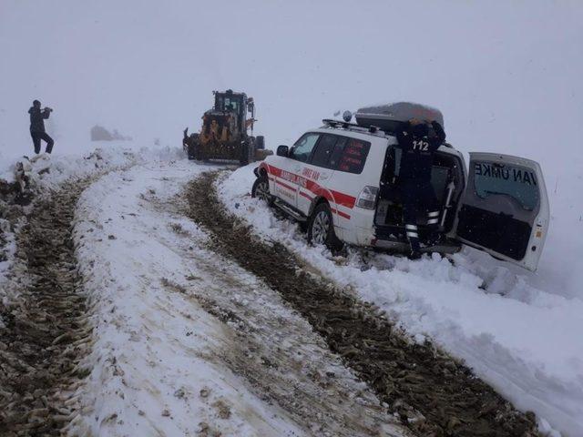 Hasta kadın 5 saatte hastaneye ulaştırıldı