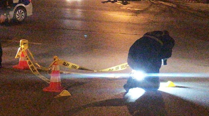 Kavgayı ayırayım derken o da kurşunların hedefi oldu!