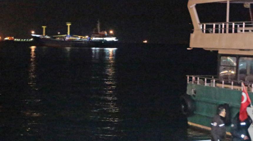 Kartal a&ccedil;ıklarında korku dolu anlar! Yolcu gemisi son anda kurtardı