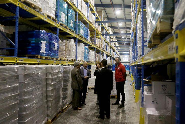 Türk Kızılayı'nın 8.5 tonluk ilaç yardımı yola çıktı  G2