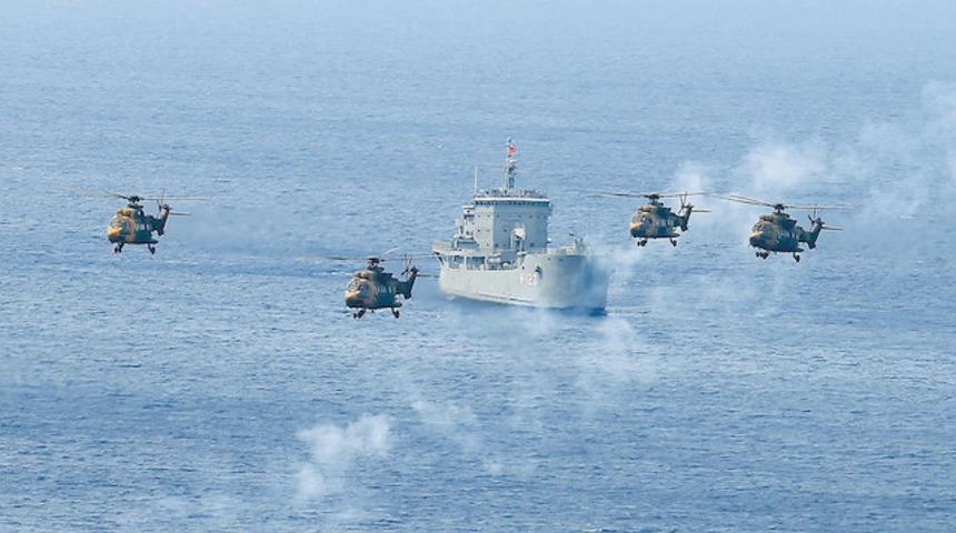 Gerilim tırmanıyor: Deniz ve hava üssü kurulmalı