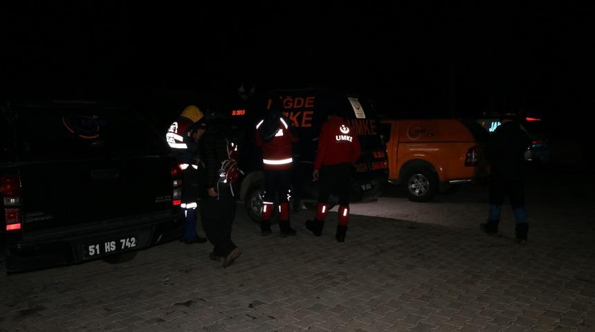 Niğde'de çığ altında kalan dağcılardan yeni haber!