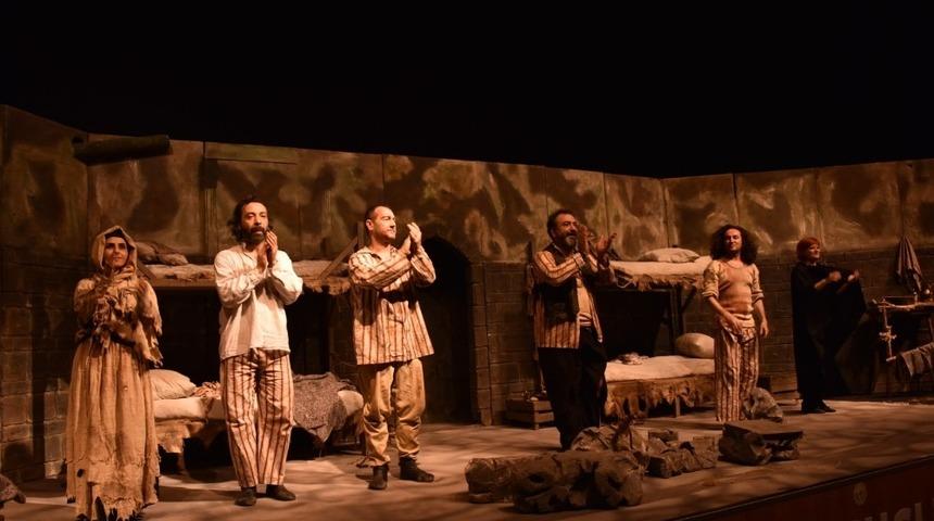 &ldquo;Bimarhane Nisan 1919 İstanbul&rdquo; oyunu Boz&uuml;y&uuml;k&rsquo;te