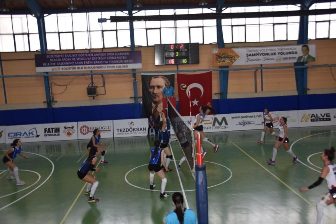 İdman Yurdu yoluna devam ediyor