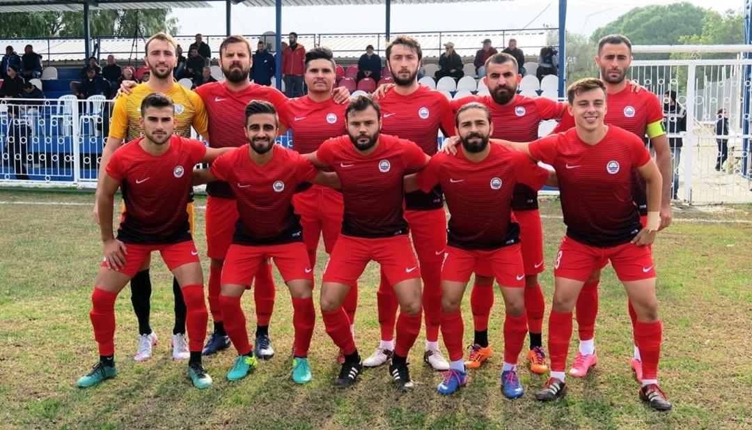 Fo&ccedil;a Belediyespor 3 - &Ouml;z&ccedil;amdibi Spor 0