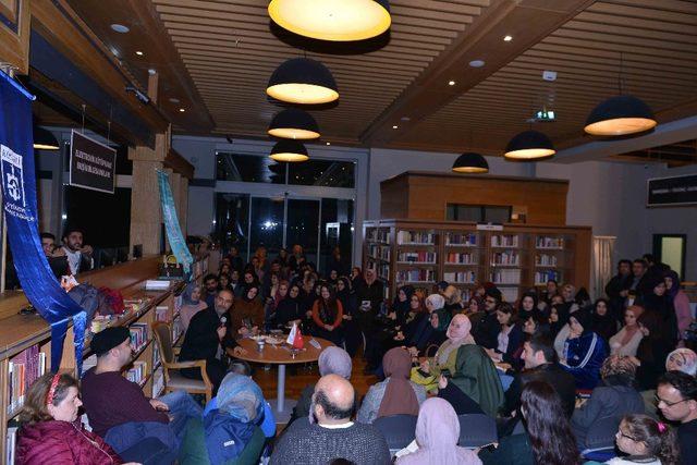 Tarık Tufan Edebiyat Buluşması’na katıldı