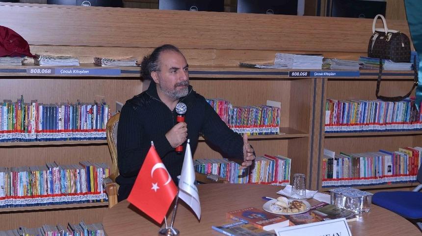Tarık Tufan Edebiyat Buluşması&rsquo;na katıldı