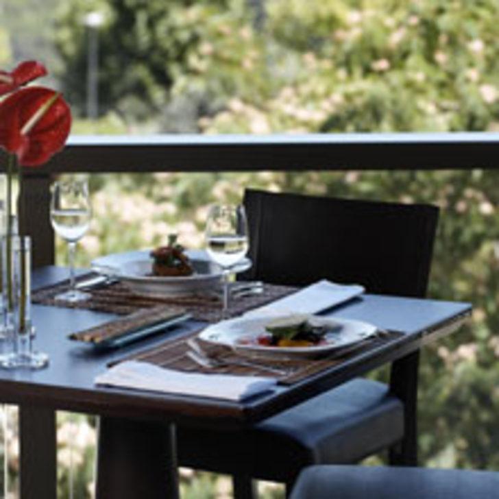 Veranda Bar Grill'de Keyif