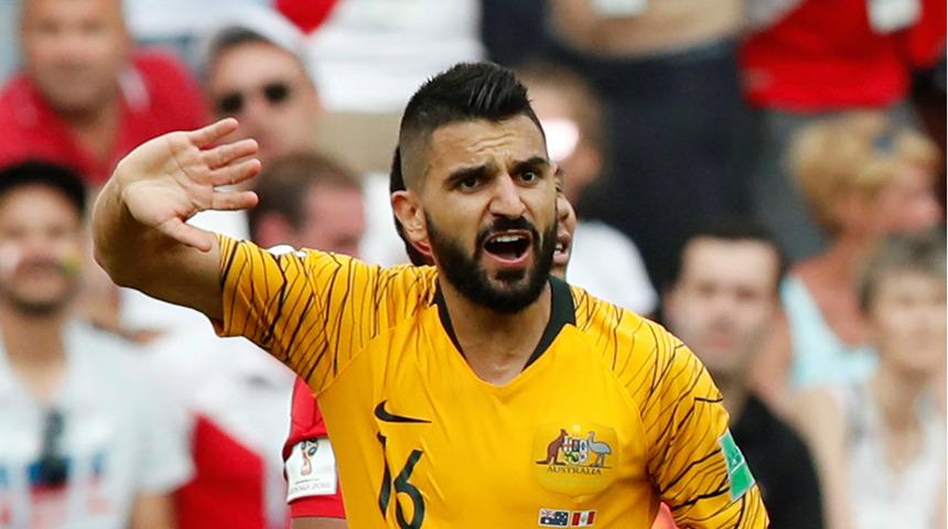 Aziz Behich'ten Fenerbahçe'ye transfer sinyali