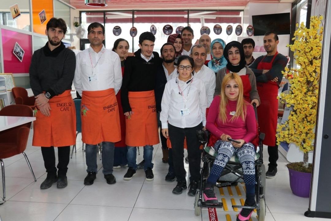 Kayyum ile hayata tutundular