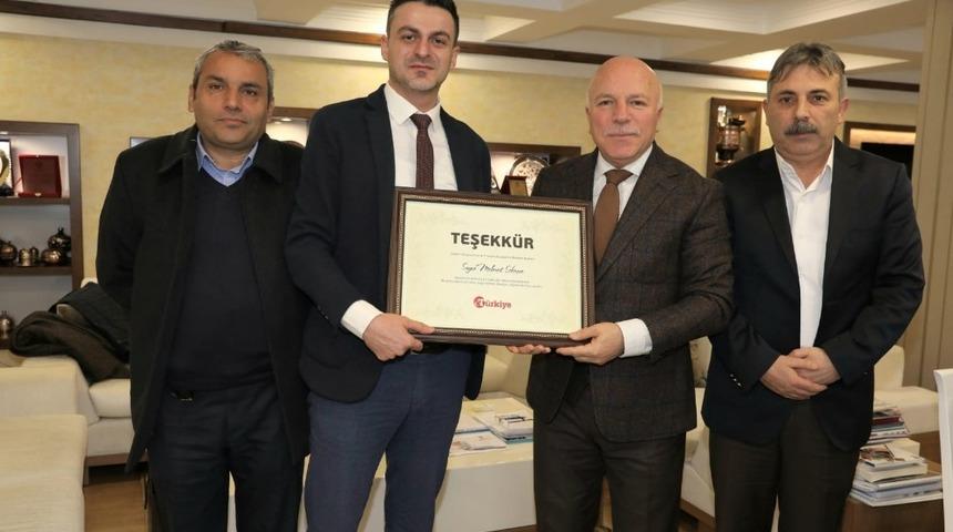 T&uuml;rkiye Gazetesi&rsquo;nden Başkan Sekmen&rsquo;e teşekk&uuml;r ziyareti