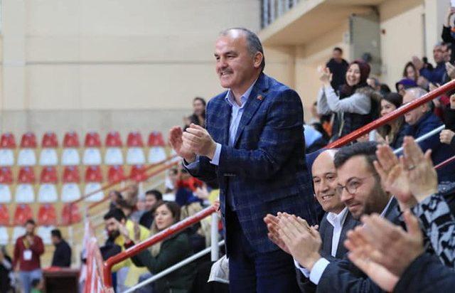 Pamukkale Belediyespor’un ligdeki başarı istikrarı sürüyor