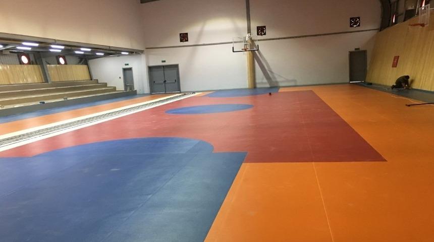 Okullara spor salonu projesi devam ediyor