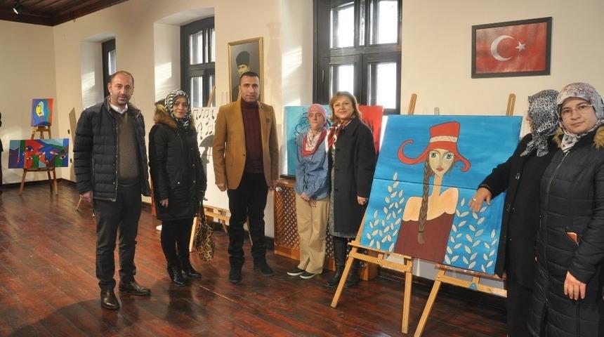 Kars&rsquo;ta, &ldquo;İ&ccedil;imizdeki Renkler&rdquo; sergisinin a&ccedil;ılışı yapıldı