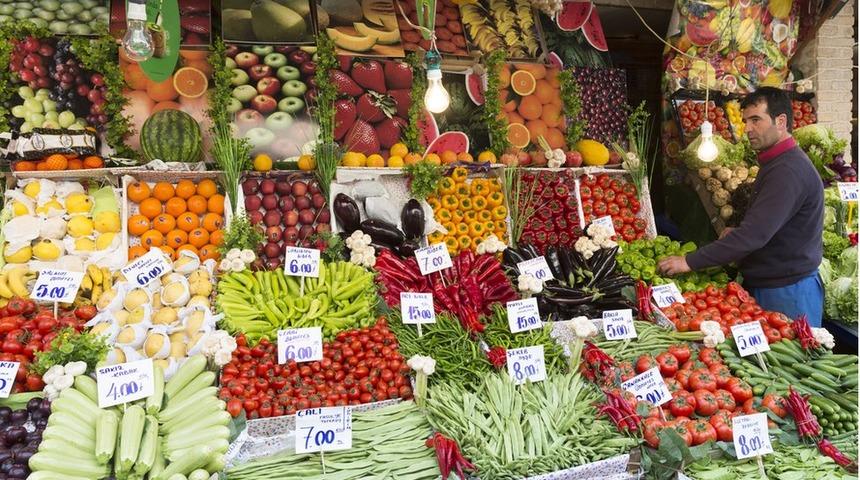 Enflasyon Kasım'da aylık yüzde 1,44 düştü, yıllık yüzde 21,62'ye indi