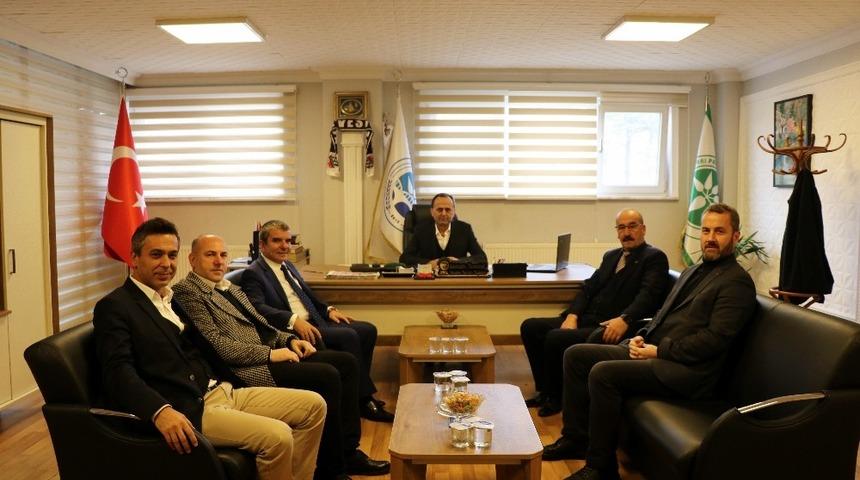 &Ouml;z&uuml;m, APEK&rsquo;e misafir oldu