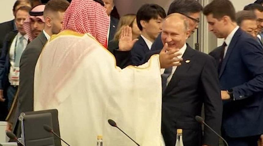 'Çak selamı' çok tartışılmıştı! Açıklama geldi