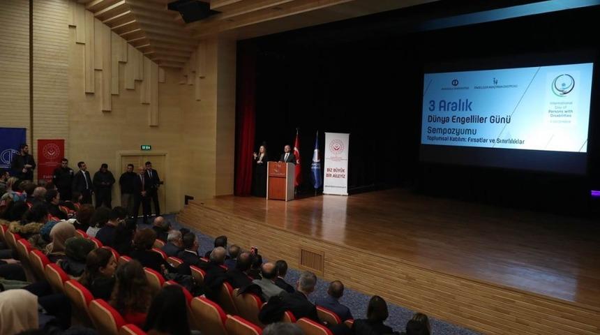 1. D&uuml;nya Engelliler G&uuml;n&uuml; Sempozyumu ger&ccedil;ekleştirildi