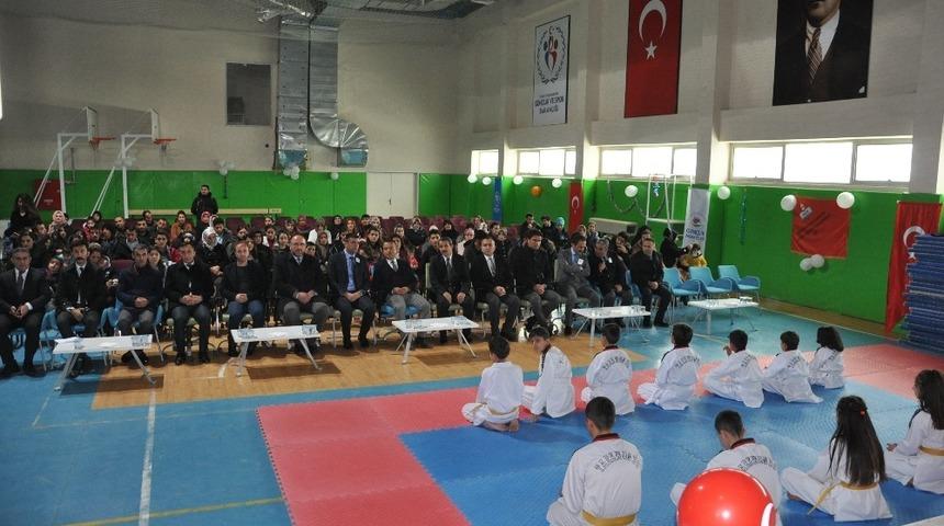 3 Aralık D&uuml;nya Engelliler G&uuml;n&uuml;