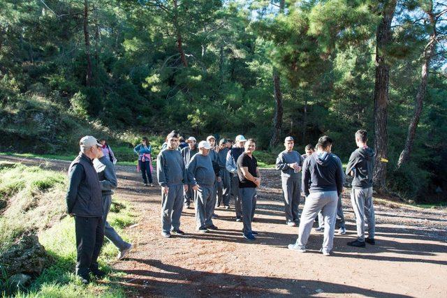 Fethiye’de ’Doğa Engel Tanımaz’ yürüyüşü yapıldı