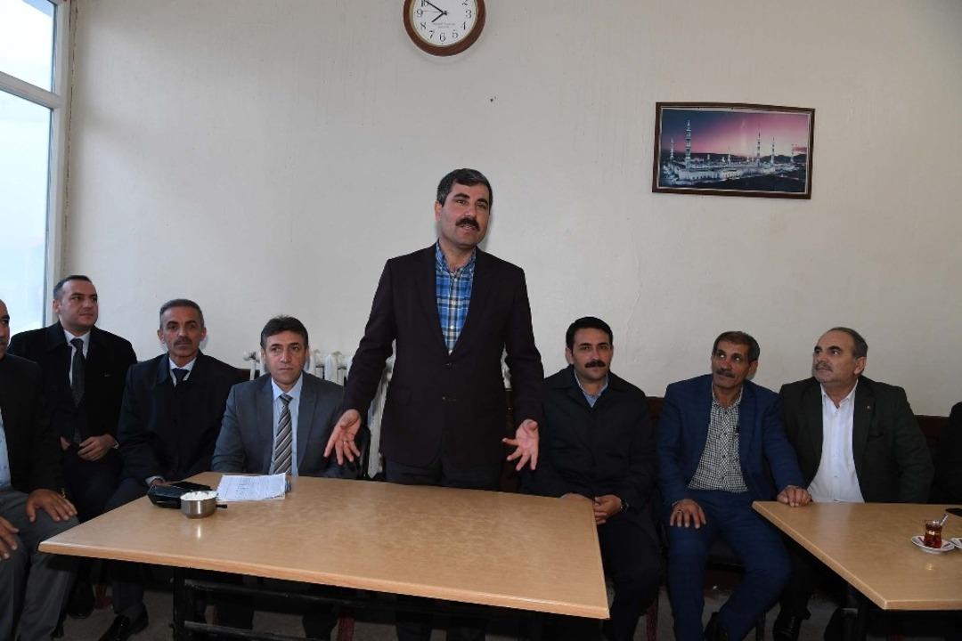 Başkan Asya, mesaiye birimleri ziyaret ederek başladı