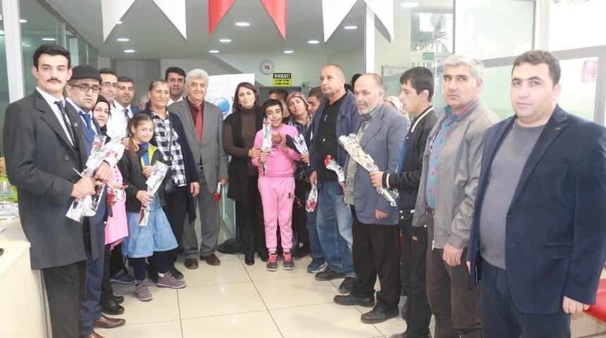 Engelli aileleri kan bağışında bulundu