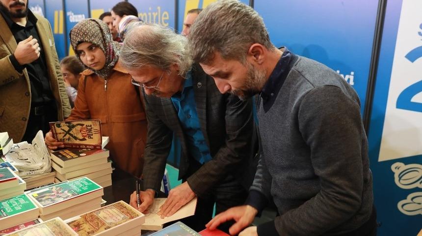 Şanlıurfa Kitap Fuarı yoğun katılımla sona erdi