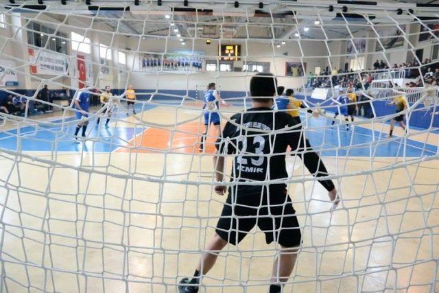 Adıyaman Belediyespor: 37-31: İzmir BŞB