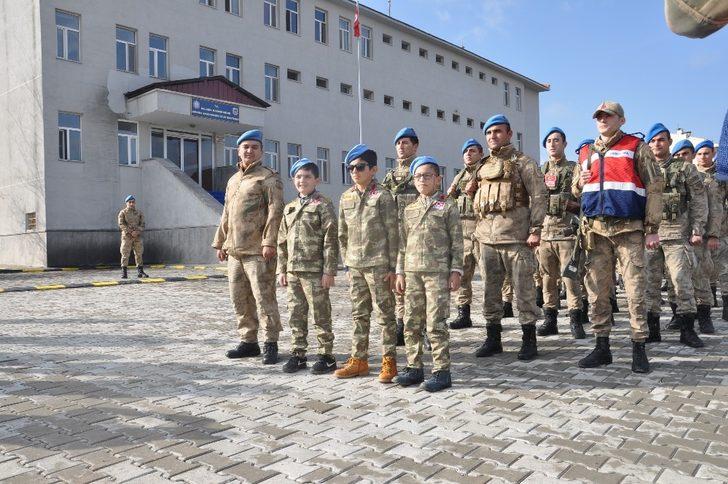 Bulanıklı engelli çocuklar asker oldu G5