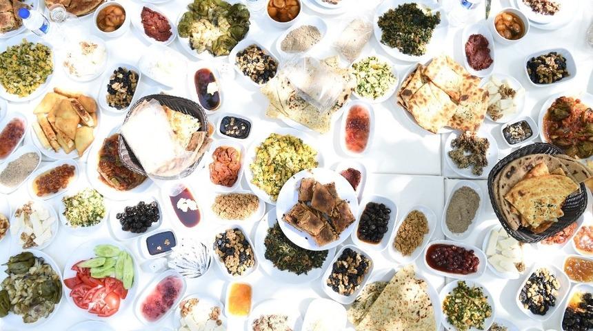 Yeşilyurt&rsquo;un eşsiz kahvaltılıkları Lezzet Vadisiyle d&uuml;nyaya a&ccedil;ılıyor