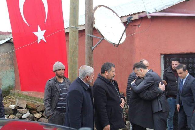 Vali &Ccedil;ağatay&rsquo;dan şehit ailelerine ziyaret 2