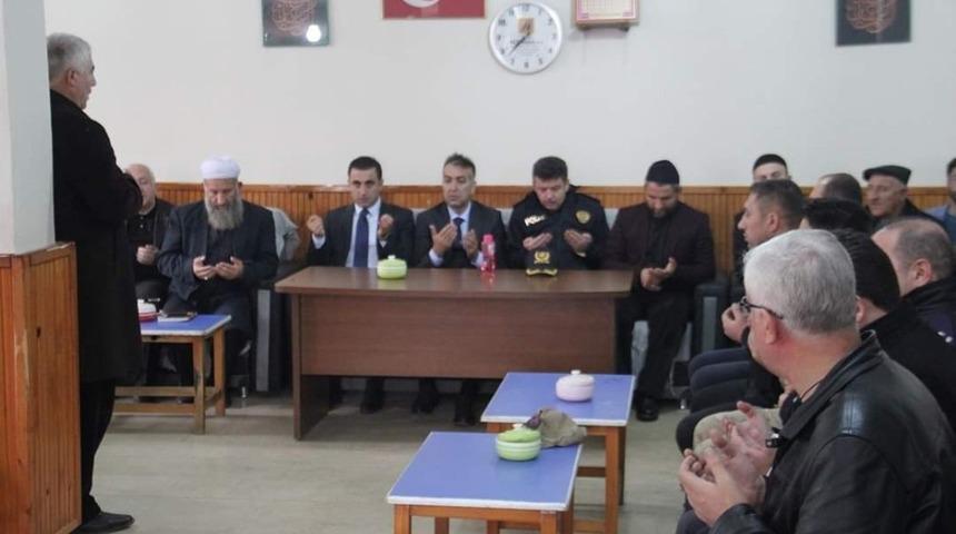 Vali &Ccedil;ağatay&rsquo;dan şehit ailelerine ziyaret