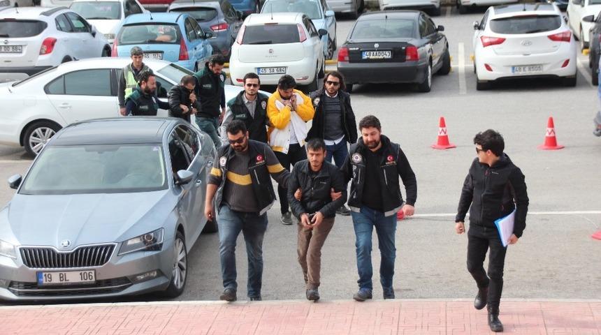 Bodrum’da suçüstü yakalanan 3 uyuşturucu taciri tutuklandı