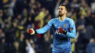 Harun Tekin son 23 penaltının 10'unu kurtardı