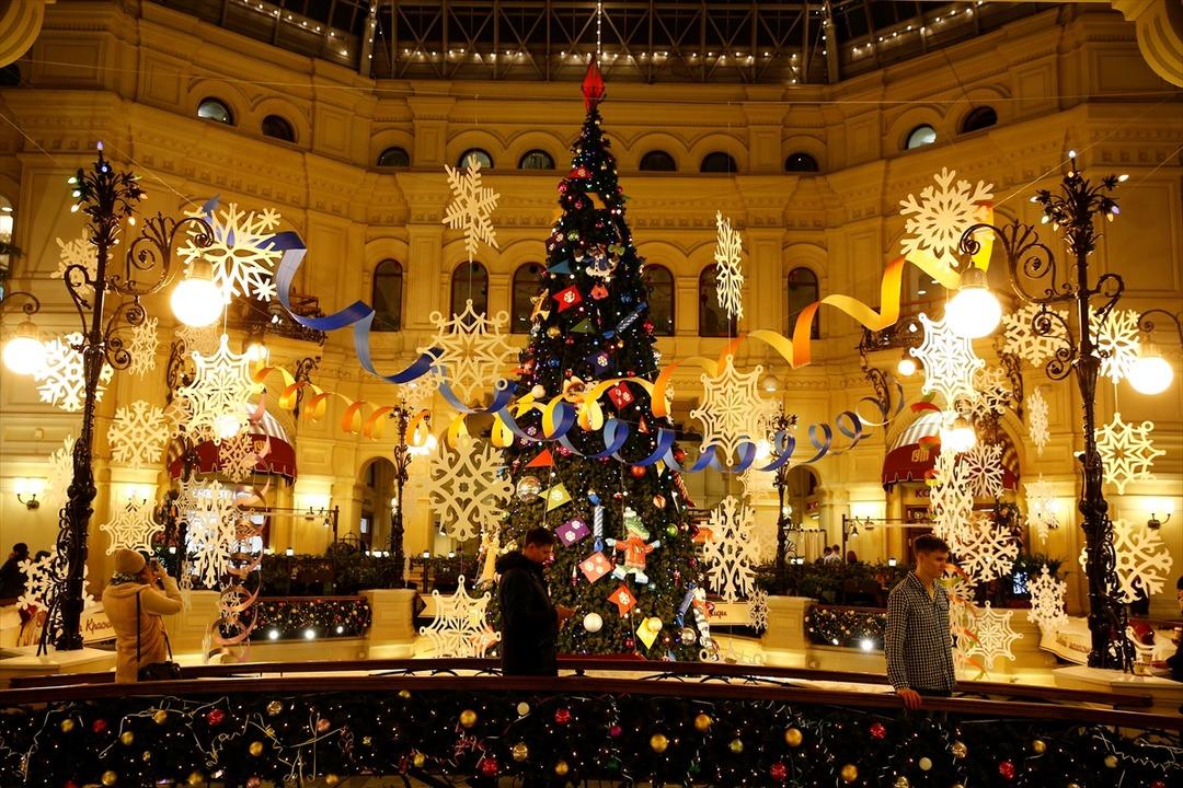 Yılbaşı hazırlıkları başladı! Moskova rengarenk