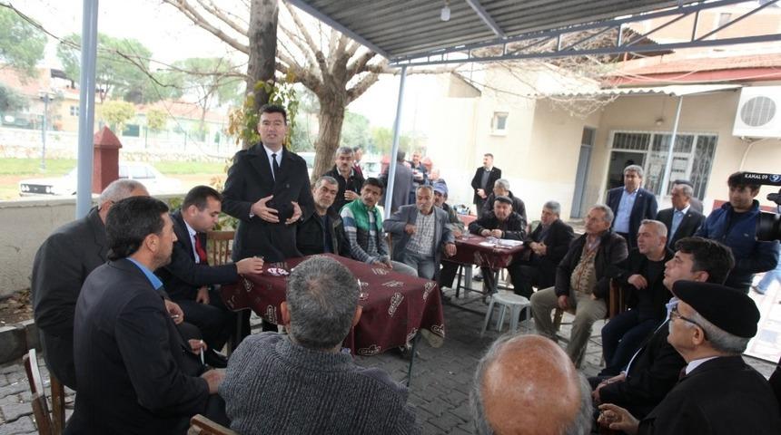 &Uuml;mmet Akın &ccedil;alışmalarını &Ccedil;ine&rsquo;de s&uuml;rd&uuml;rd&uuml;