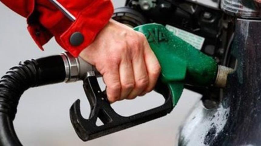 Motorine 8 kuruşluk indirim geliyor! Bu geceden itibaren geçerli